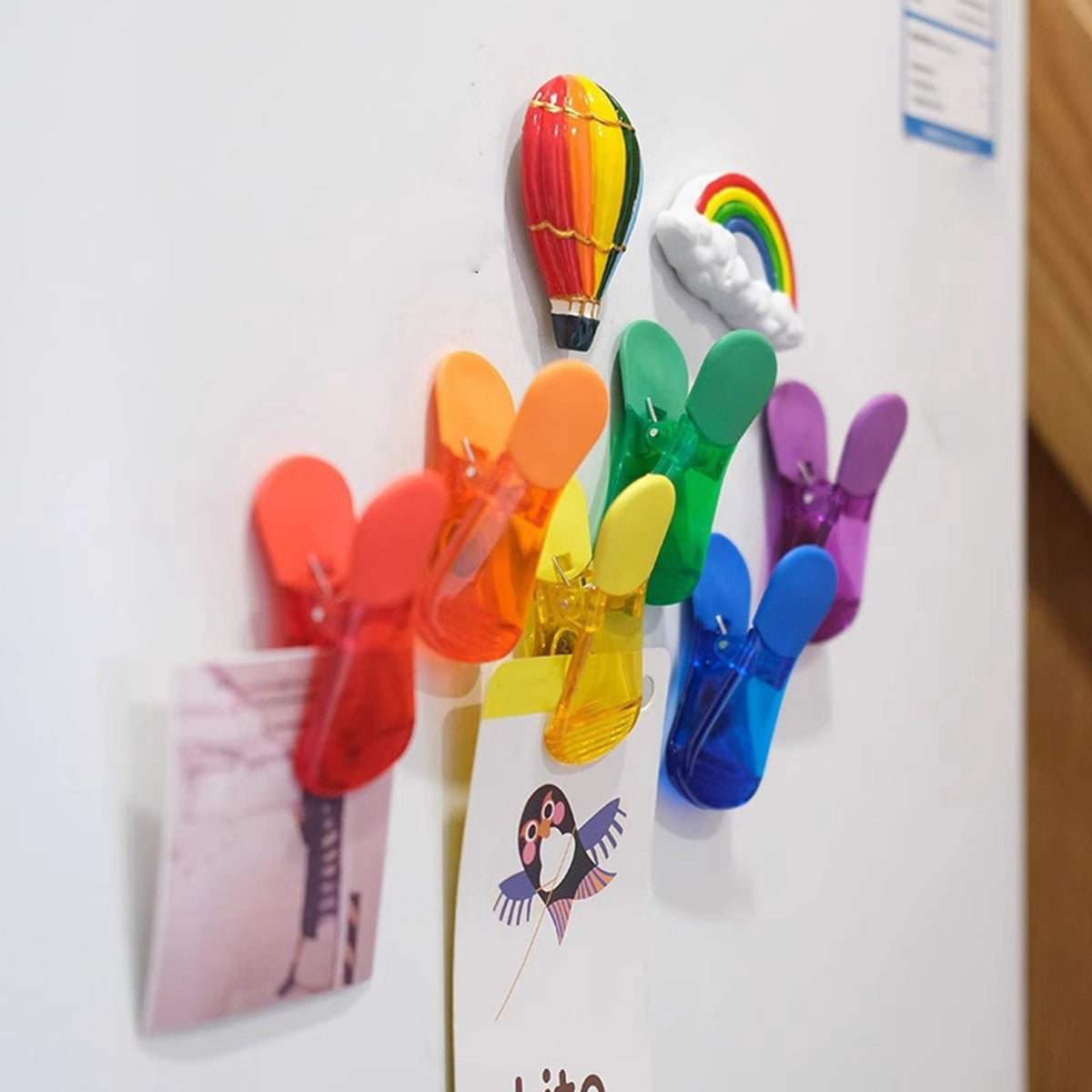 Magnetic Bag Clips, 6 Pack of Airtight Chip and Bread Clips - Image 4